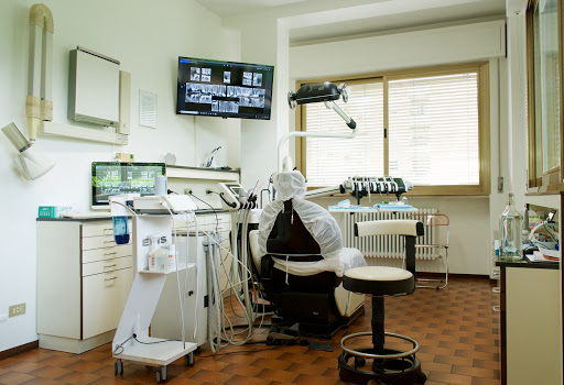 Studio Dentistico Dr. Gregory Brambilla