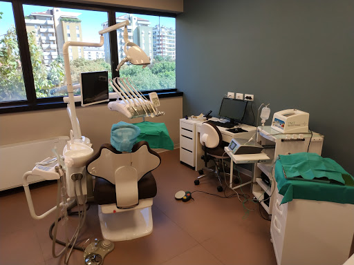 Studio Dentistico CMA - Centro Medico Albano