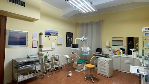 Studio Dentistico Ambulatorio Pronestì
