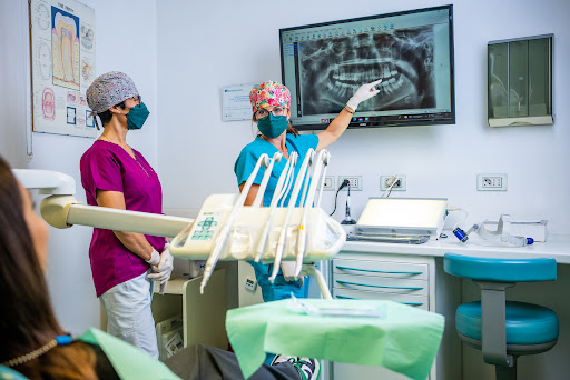 Studio Dentistico Associato Avitabile & Maviglia