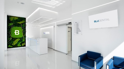 Studio Dentistico Bludental - Cantù logo