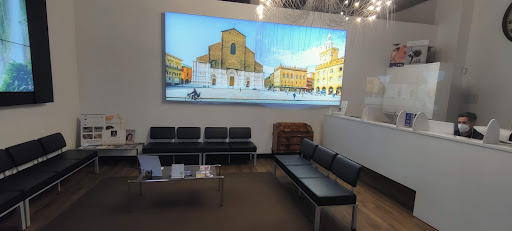 Studio Dentistico Iperdent Bologna - Dentista
