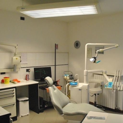 Studio Dentistico Centro Odontoiatrico Calimodio logo
