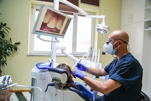 Studio Dentistico Lorenzo Carbone
