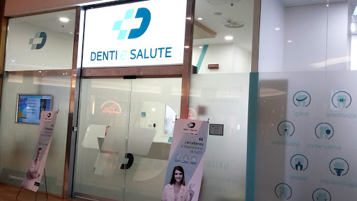 Studio Dentistico Denti e Salute Serravalle