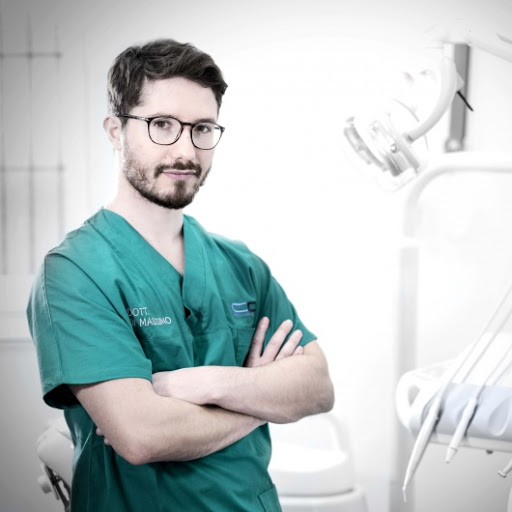 Studio Dentistico Dr. Sergio Di Massimo, Dentista