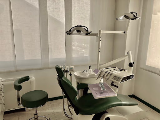 Studio Dentistico Ovest Odontoiatria s.r.l.
