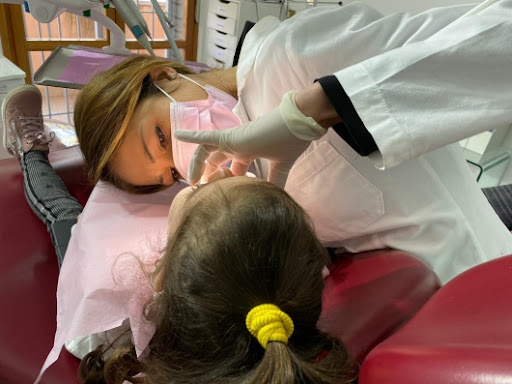 Studio Dentistico Dott.ssa Manenti