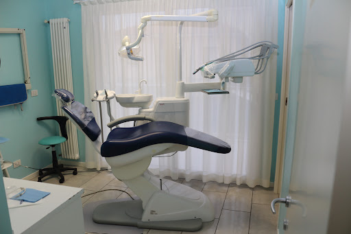 Studio Dentistico Dott. Claudio Bacchini