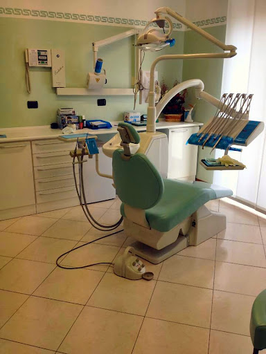 Studio Dentistico Dental Time S N C