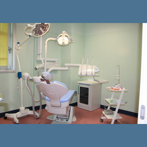 Studio Dentistico Centro Specialistico Cecina logo