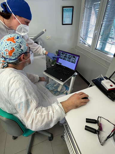 Studio Dentistico Bhc S.r.l