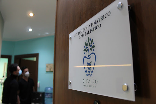 Studio Dentistico Di Falco Dental Institute