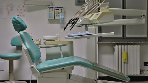 Studio Dentistico Alessandra Lombardi