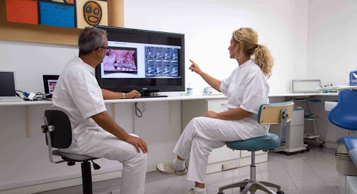 Studio Dentistico Federzoni-Granata