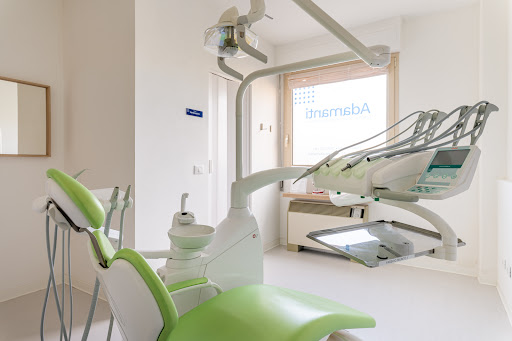 Studio Dentistico Adamanti Lucca