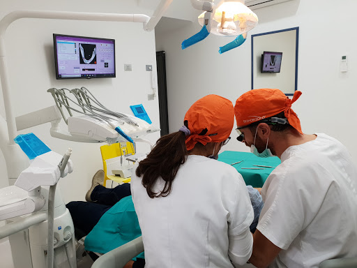 Studio Dentistico FD Dental di Demofonte Federico logo