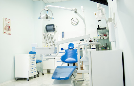 Studio Dentistico Almadental Srl logo