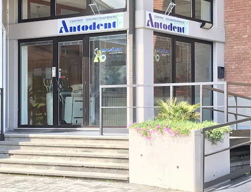 Studio Dentistico Antodent centro odontoiatrico logo