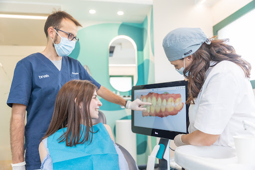Studio Dentistico Brush Desio logo