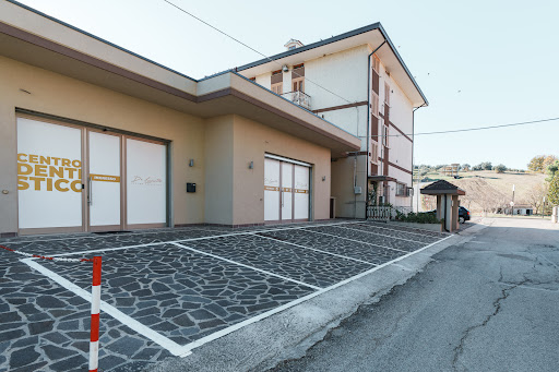 Studio Dentistico De Laurentiis