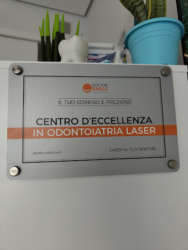 Studio Dentistico Centro Odontoiatria Estetica logo