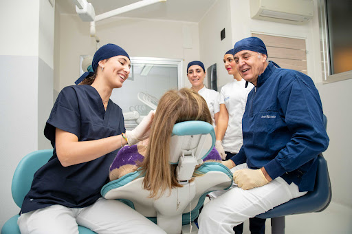 Studio Dentistico Centro Odontoiatrico Rizzuto
