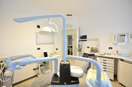 Studio Dentistico Dott. Cesare Paris