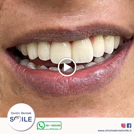 Studio Dentistico CENTRI DENTALI SMILE logo
