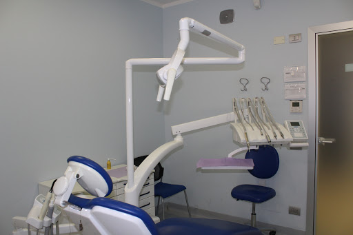 Studio Dentistico Cliniche Plus