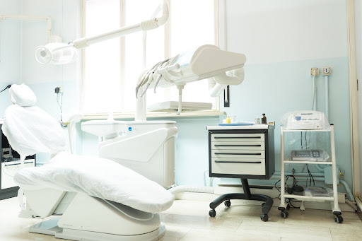Studio Dentistico Cura Dentis
