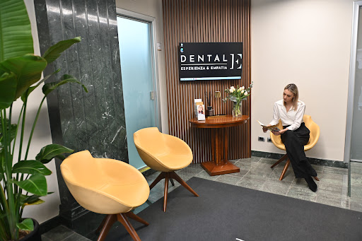 Studio Dentistico Dental E logo