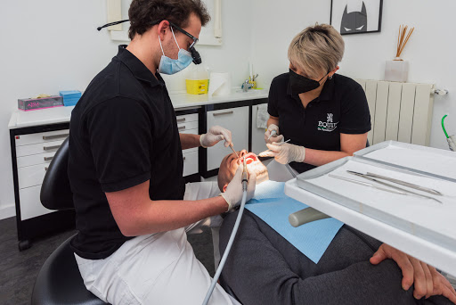 Studio Dentistico Equipe