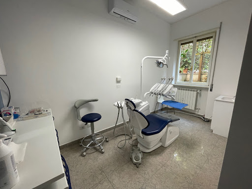 Studio Dentistico Dental Praeneste - Roma