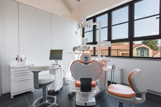 Studio Dentistico Dott.ri Bindi