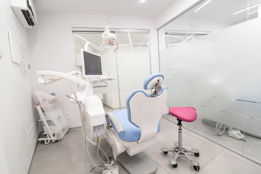 Studio Dentistico Dr.ssa Elena Signorelli