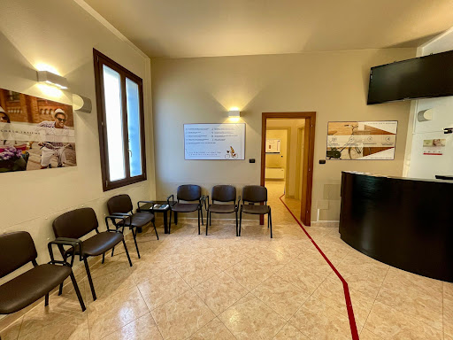 Studio Dentistico Poliambulatorio Ferrara Medica