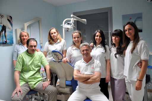 Studio Dentistico Fredent - Studio Dentistico logo