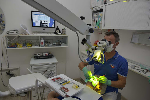 Studio Dentistico Dr. Gianni Salvini