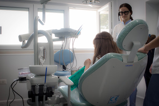 Studio Dentistico Hesira