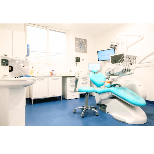 Studio Dentistico Humanadent -centriodontoiatrici- logo