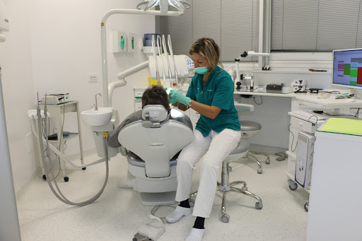 Studio Dentistico Centro di Implantologia logo