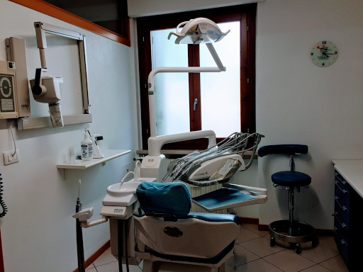 Studio Dentistico Italsorrisi - Studio Dentistico logo