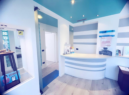 Studio Dentistico MEDICINE PLUS di Basso logo