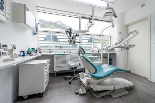 Studio Dentistico Studio Odontoiatrico Microdental