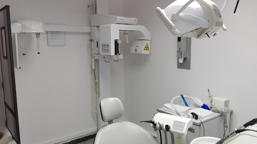 Studio Dentistico Nicola Paoleschi Carrara