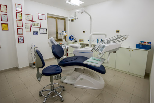 Studio Dentistico Dott. Francesco Monaco