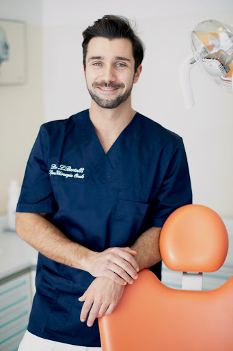 Studio Dentistico Centro Odontomed