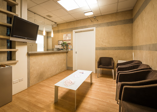Studio Dentistico Om Dental Clinic Marsango logo