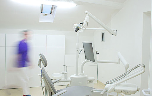 Studio Dentistico Parocentro